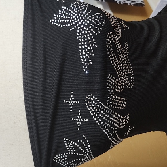 Black side tie tube top with bling of "Angel" writing - Picture 4 of 4